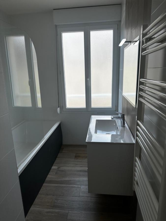 Lebel Endroit 145m2 , Terrain Et Terrasse De 350m2 Au Coeur Des Commerces ,a Proximite De La Et Tous Services Inclus Holiday home *